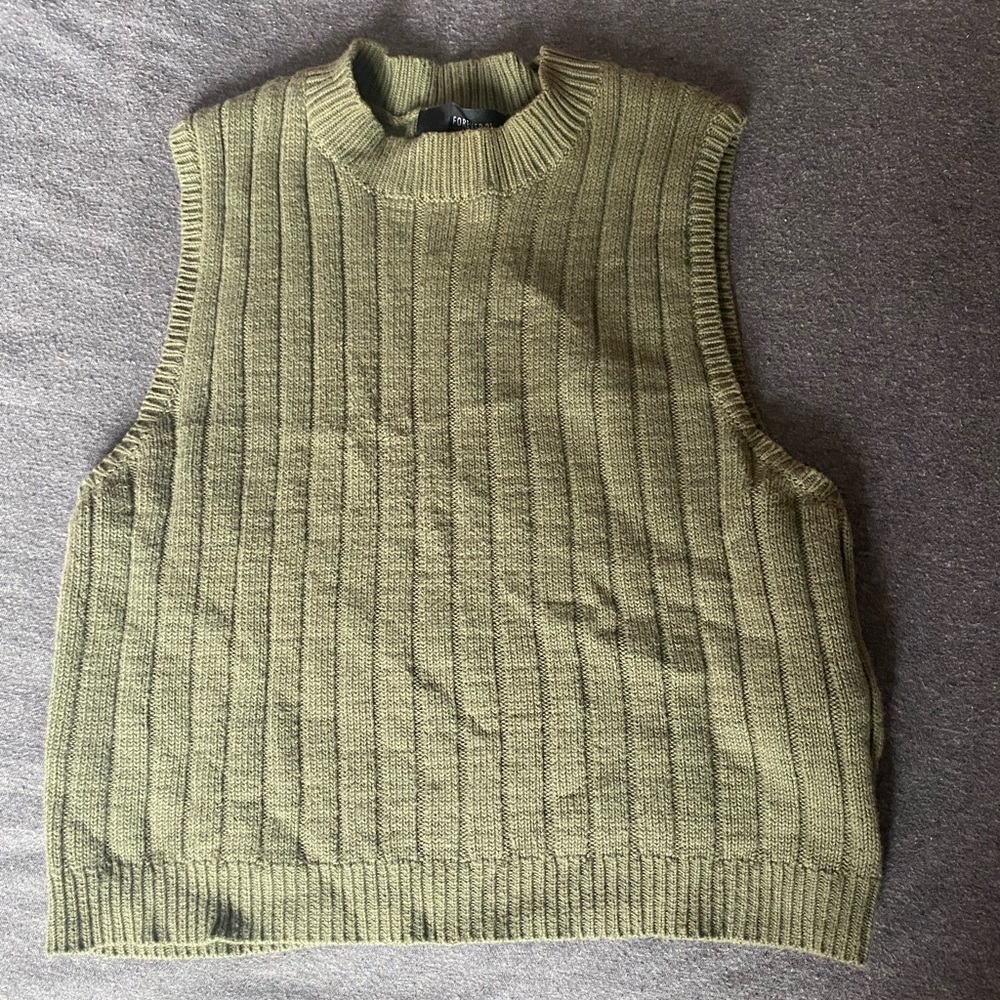 Sleeveless Turtleneck Top
